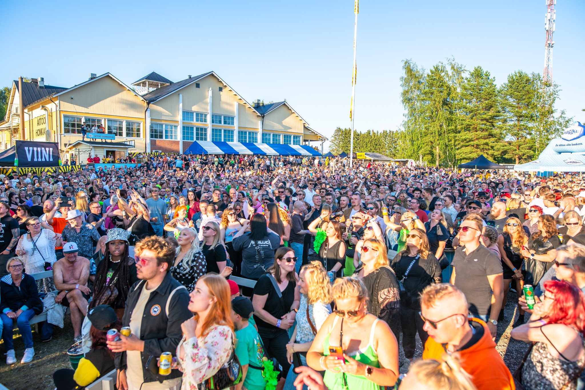 Aitoon Kirkkarit, festarikansaa
