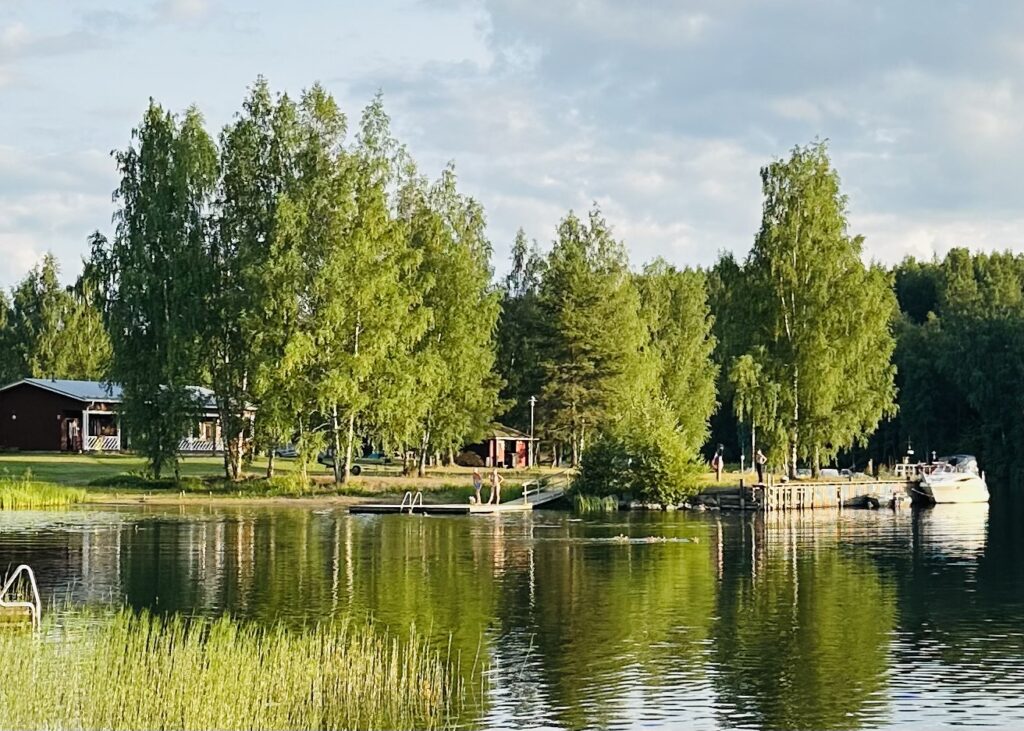 Aitoo, Laivaranta